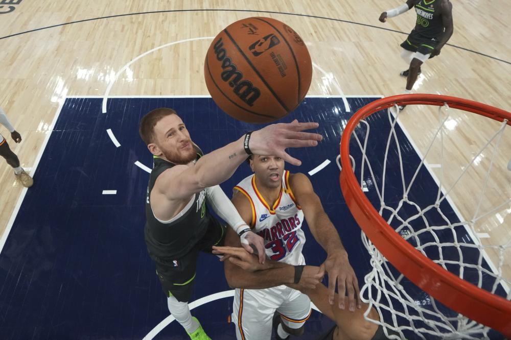 相比之下 相比之下